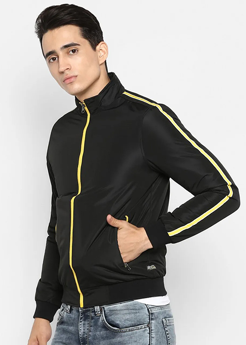 Water resistant jackets, weekend bag must haves