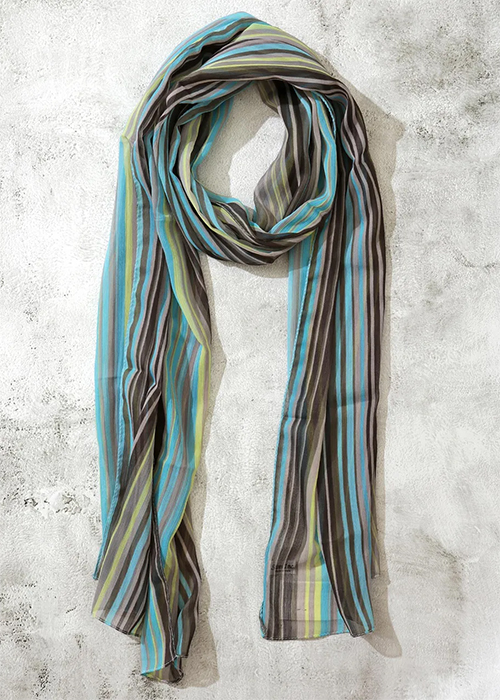 Scarf, weekend getaway bag