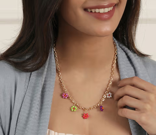 Minimalist Gold & Multicolor Beaded Daisy Y2K Charm Necklace for Women