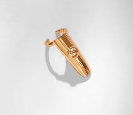 Oh Monogram Fingertip Ring In Gold Finish