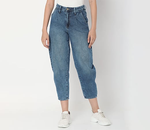 Baggy cropped jeans