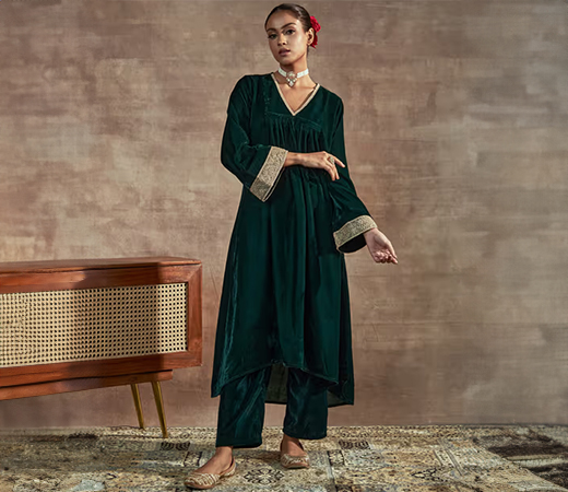 Alaya by Stage3 Nayaab Emerald Embroidered Lace Kurta