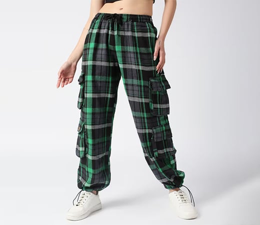 Disrupt Black and green chequered baggy pants