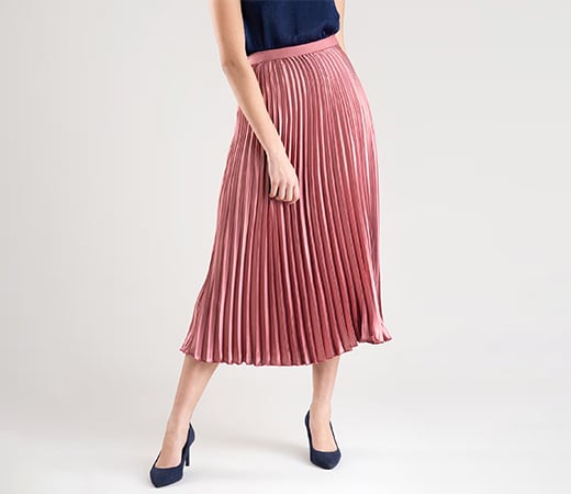 Fable Street Dusty pink pleated skirt 