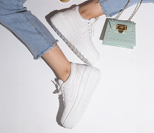 White solid suede sneakers 