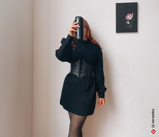  Black sweater and corset belt 