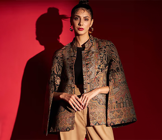 Zamour Womens Woven Royal Jamawar Cape