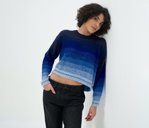 American Eagle Women Blue Boxy Striped Sweater