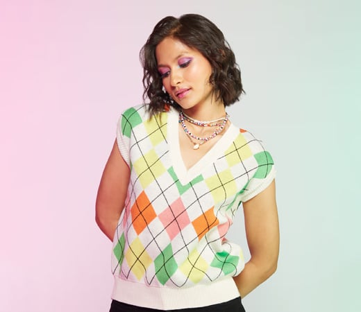 MIXT by Nykaa Fashion Multicolor Geometric Print V Neck Sweater Vest