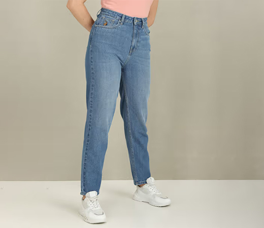 U.S. POLO ASSN. Mom Fit High Rise Jeans