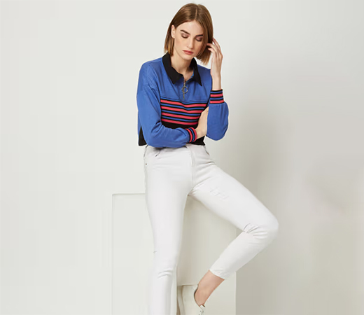 Rib Striped Cropped Sweatshirt by Miss Chase