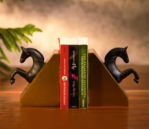 SG Home Riding Hill Horse Bookend