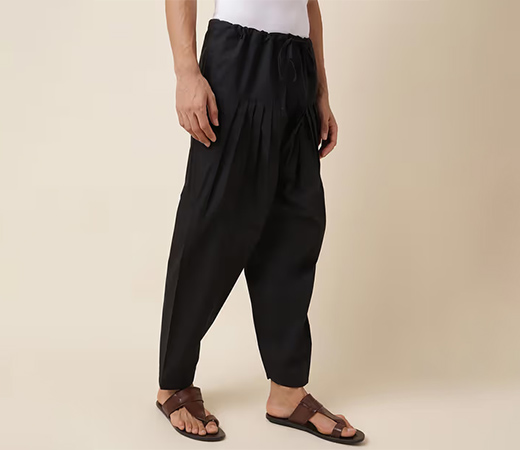 Label Shaurya Sanadhya White Chanderi Anarkali With Thread Work Dupatta