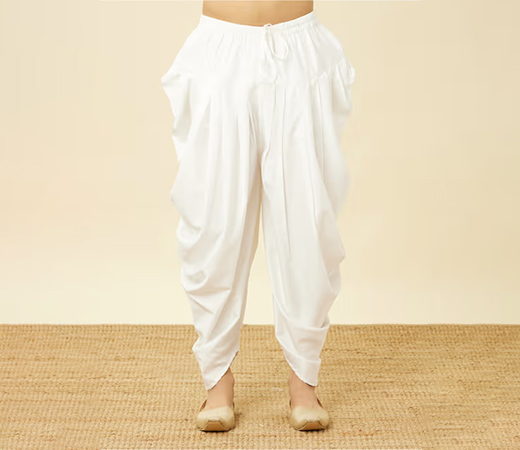 Mens White Cotton Solid Patiala