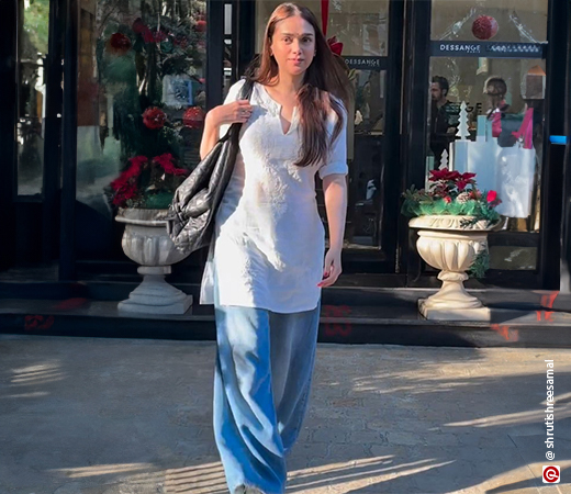 Aditi Rao Hyadri wearing a kurti with jeans