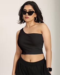  BAESIC One Shoulder Crop Top In Black