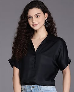 SHAYE Button-Down Black Shirt 