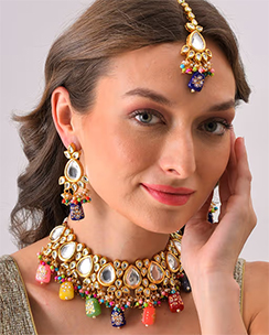 Sohi Kundan Beaded Set